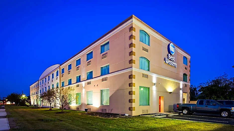 Best Western Airport Inn & Suites Cleveland hotel hero