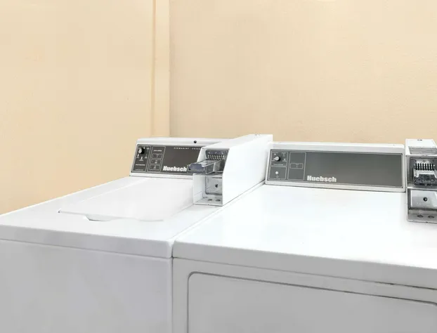 Super 8 by Wyndham Hattiesburg South hotel detail image 4