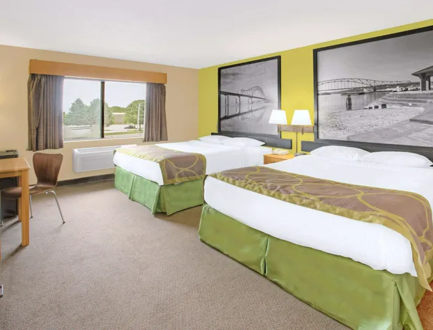 Super 8 by Wyndham Davenport hotel detail image 3