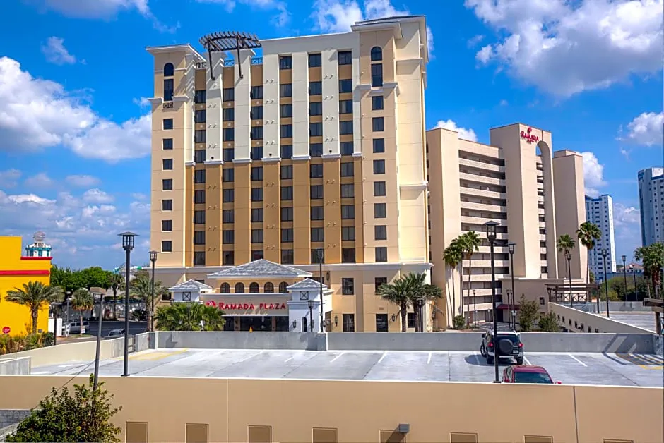 Ramada Plaza Resort & Suites by Wyndham Orlando Intl Drive hotel hero