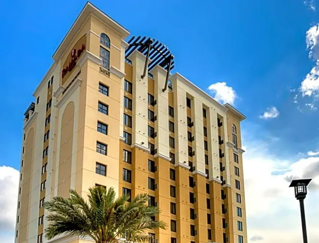 Ramada Plaza Resort & Suites by Wyndham Orlando Intl Drive hotel detail image 1