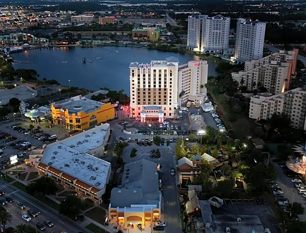 Ramada Plaza Resort & Suites by Wyndham Orlando Intl Drive hotel detail image 2