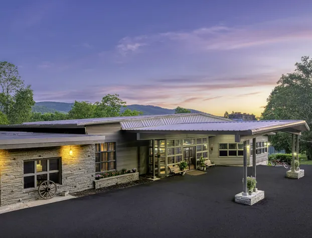 Roaring Brook Ranch and Resort hotel detail image 2