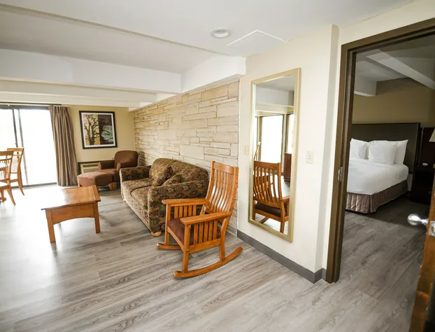 Fairway Inn & Suites hotel detail image 4