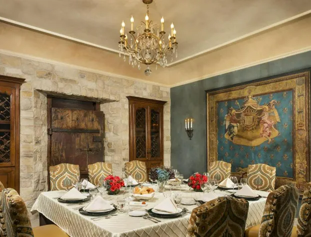 Ayres Hotel Manhattan Beach LAX hotel detail image 3