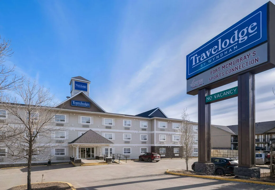 Travelodge by Wyndham Fort McMurray hotel hero