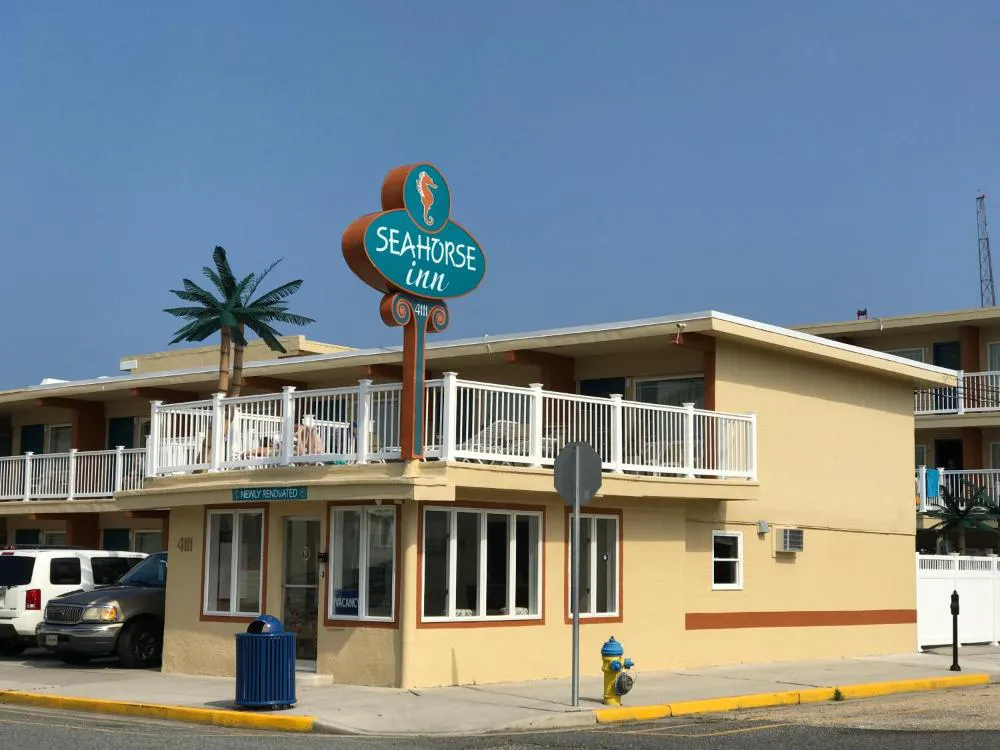 Seahorse Inn hotel hero