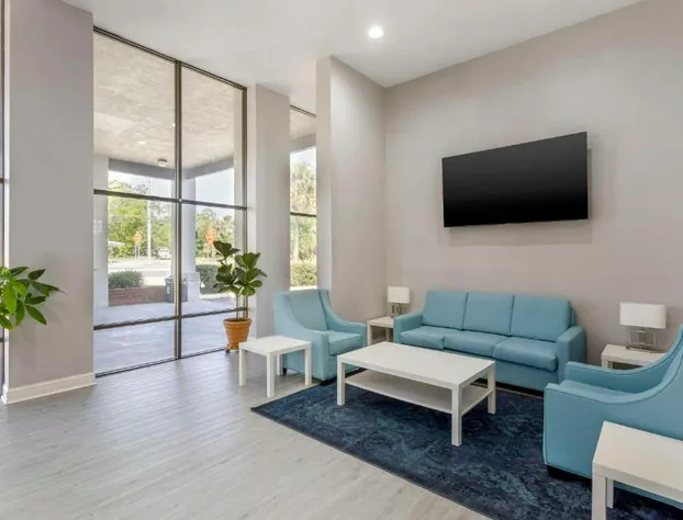 Quality Inn Gainesville near University hotel detail image 4