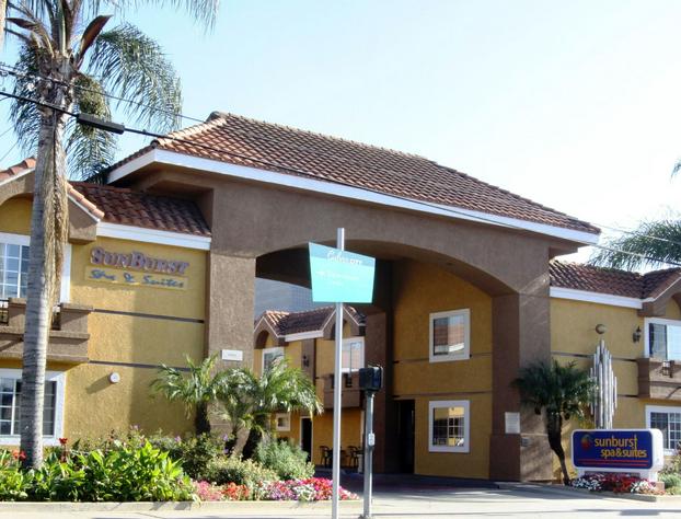 Sunburst Spa & Suites Motel hotel detail image 1