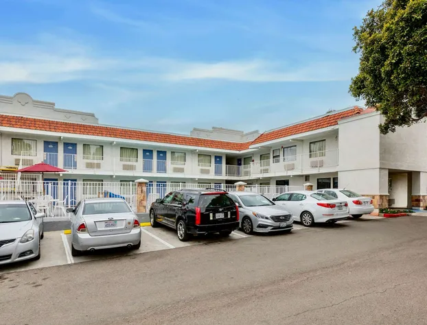 Motel 6 Carlsbad, CA - East hotel detail image 2