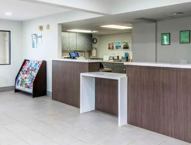 Motel 6 Carlsbad, CA - East hotel detail image 4