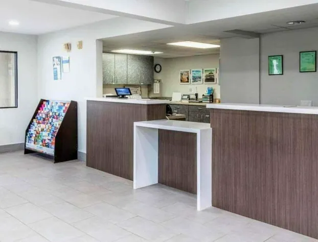 Motel 6 Carlsbad, CA - East hotel detail image 4