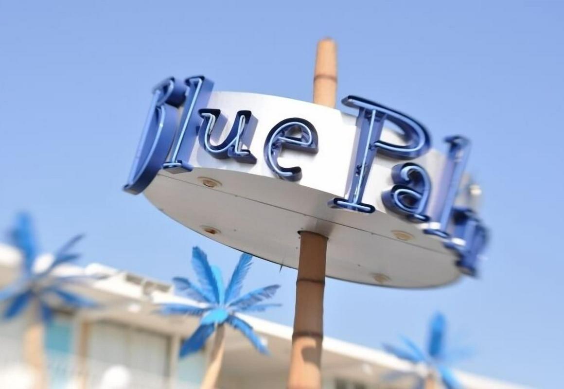 Blue Palms Resort hotel hero