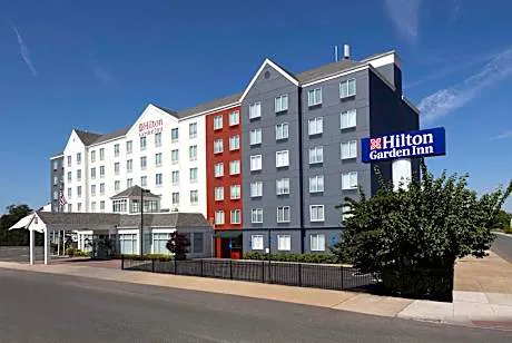 Hilton Garden Inn Queens/JFK Airport hotel hero