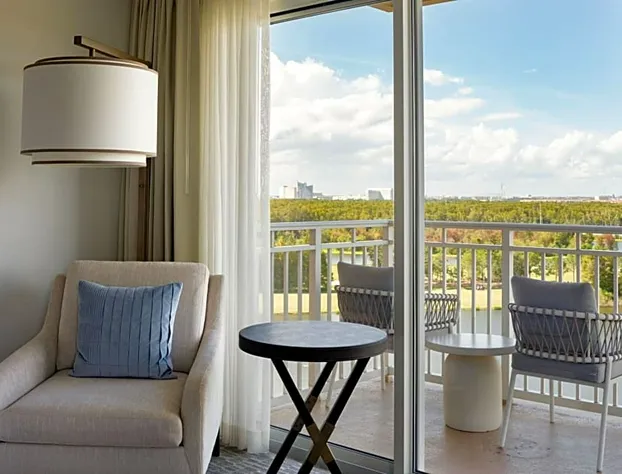 The Ritz-Carlton Orlando, Grande Lakes hotel detail image 4