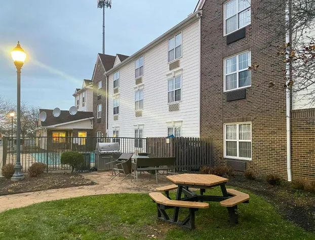 MainStay Suites Middleburg Heights Cleveland Airport hotel detail image 1