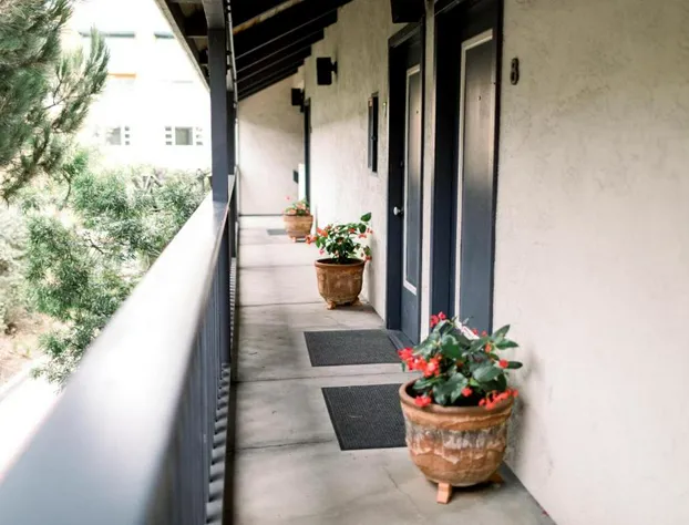 Merritt House Hotel hotel detail image 1