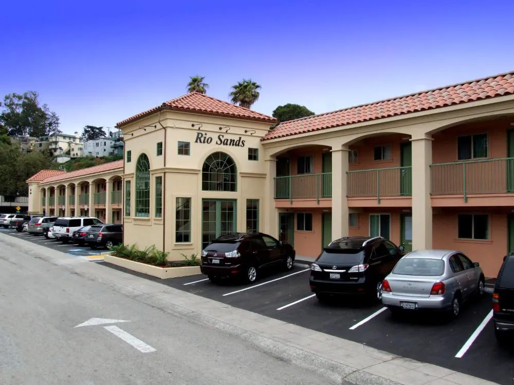 Rio Sands Vacation Rentals hotel hero