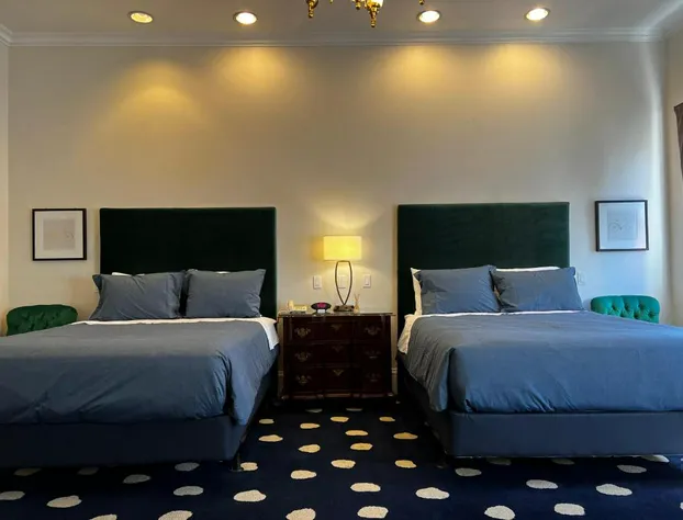 The Sterling Hotel hotel detail image 3