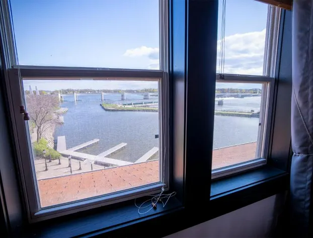 Nuks Executive Suites hotel detail image 2