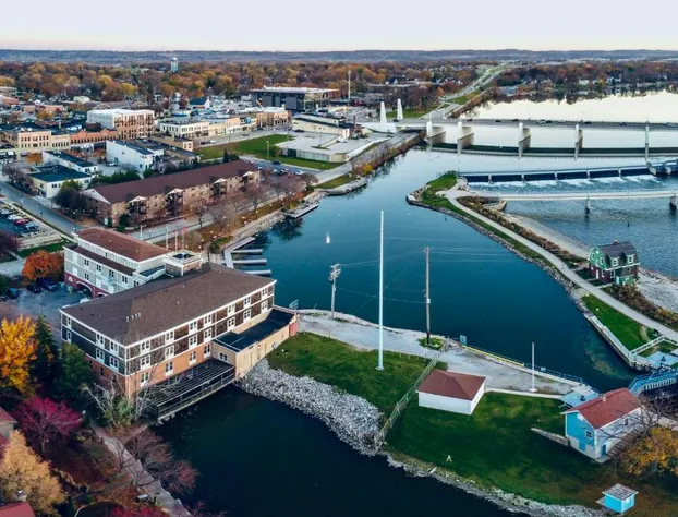 Nuks Executive Suites hotel detail image 3