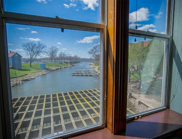 Nuks Executive Suites hotel detail image 4