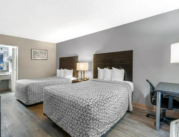 Suburban Studios International Drive hotel detail image 2