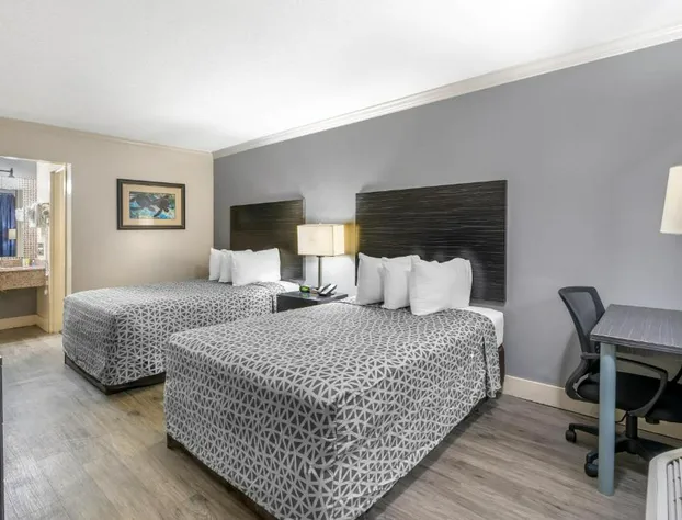 Suburban Studios International Drive hotel detail image 4