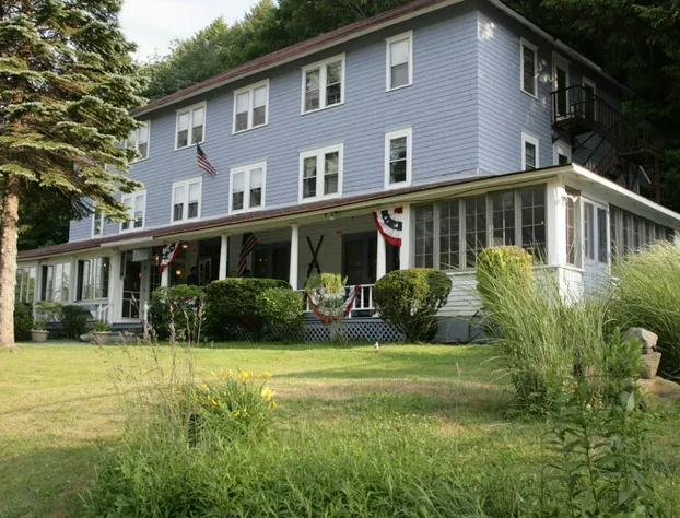 The Inn at Starlight Lake hotel detail image 2