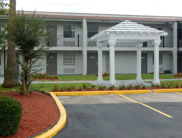 Studio 6-Houston, TX - Intercontinental Airport South hotel detail image 2