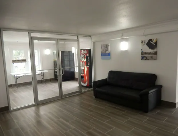 Studio 6-Houston, TX - Intercontinental Airport South hotel detail image 4