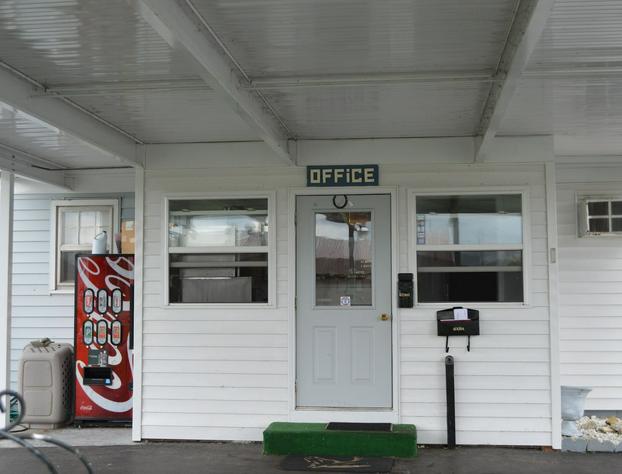 Great Lakes Motel hotel detail image 2