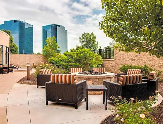 Courtyard by Marriott Chicago Schaumburg/Woodfield Mall hotel detail image 1