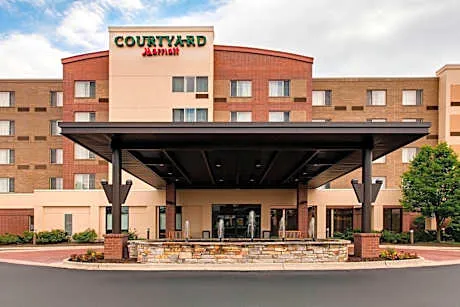 Courtyard by Marriott Chicago Schaumburg/Woodfield Mall hotel detail image 2