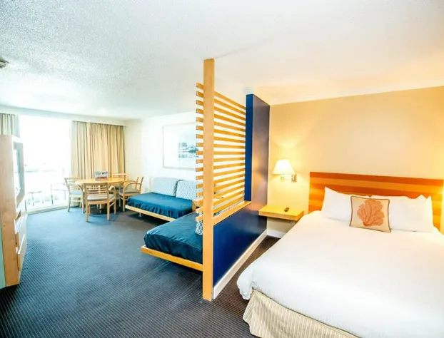 Port Royal Oceanfront Hotel hotel detail image 4