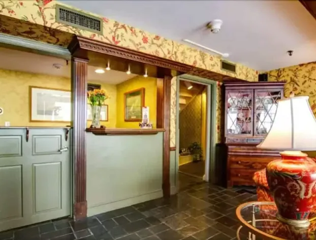 Americas Cup Inn hotel detail image 1