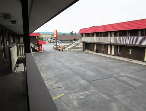 Traveler's Lodge hotel detail image 1