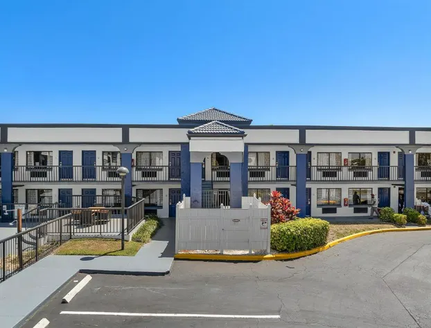 Baymont by Wyndham Orlando East hotel detail image 4