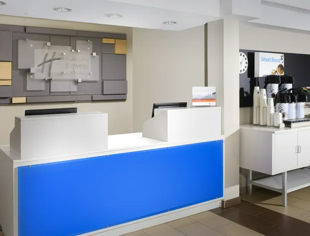 Holiday Inn Express & Suites San Antonio-Dtwn Market Area by IHG hotel detail image 3