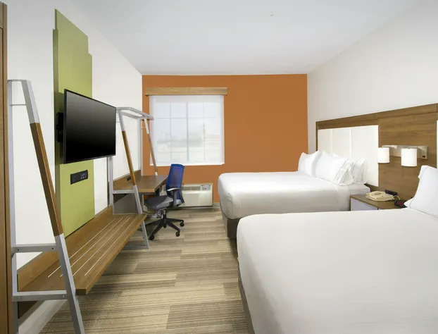 Holiday Inn Express & Suites San Antonio-Dtwn Market Area by IHG hotel detail image 4