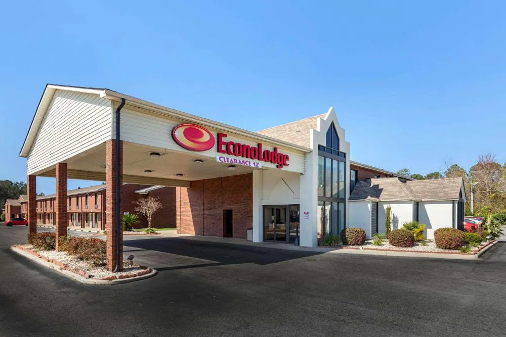 Econo Lodge Florence - Darlington hotel hero