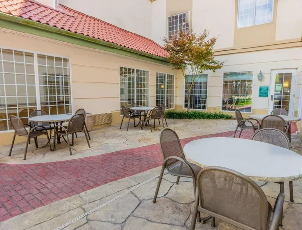 La Quinta Inn & Suites by Wyndham Bentonville hotel detail image 2