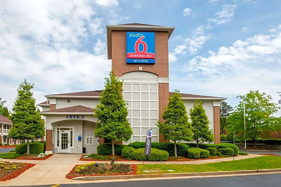 Studio 6 Roswell, GA - Atlanta hotel hero