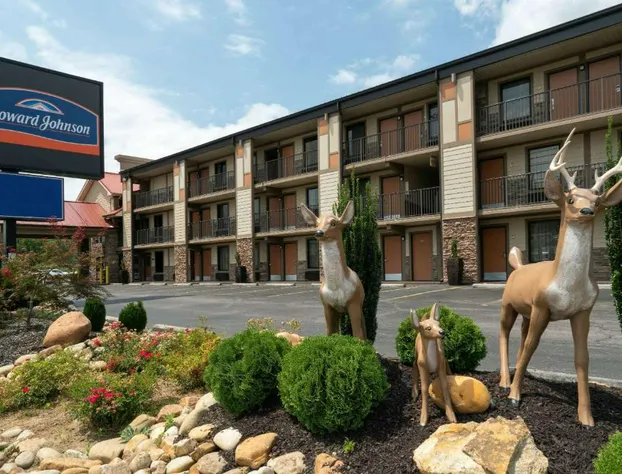 Howard Johnson by Wyndham Pigeon Forge hotel detail image 3
