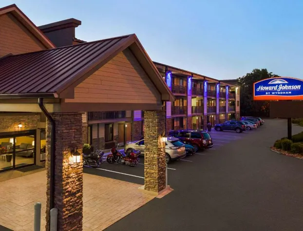 Howard Johnson by Wyndham Pigeon Forge hotel detail image 4