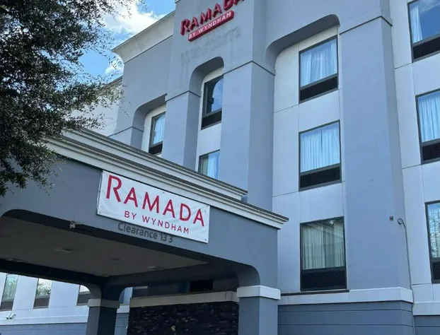 Ramada by Wyndham Burkburnett / Wichita Falls hotel detail image 1