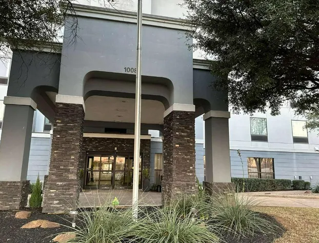 Ramada by Wyndham Burkburnett / Wichita Falls hotel detail image 3