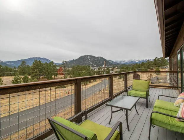 Coyote Mountain Lodge hotel detail image 4