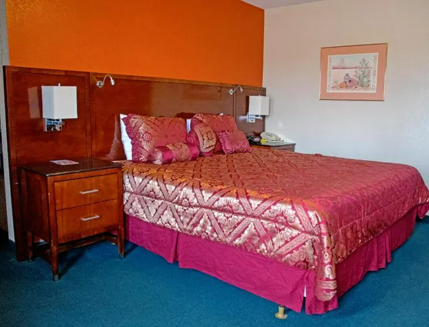 America's Best Inns & Suites hotel detail image 3