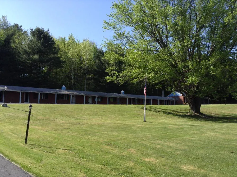 Starlight Inn hotel hero